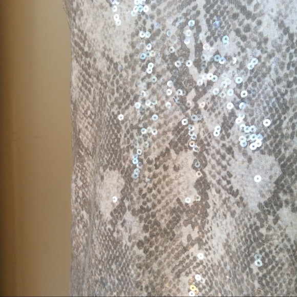 Old Navy Snakeskin Sequined Tank Top - Picture 4 of 9